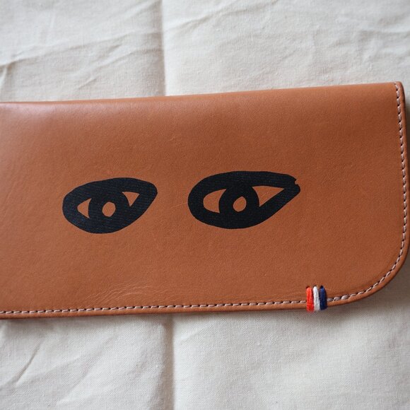 Clare V Sunglass Sleeve Tan w/Black Eyes EUC - Picture 1 of 4